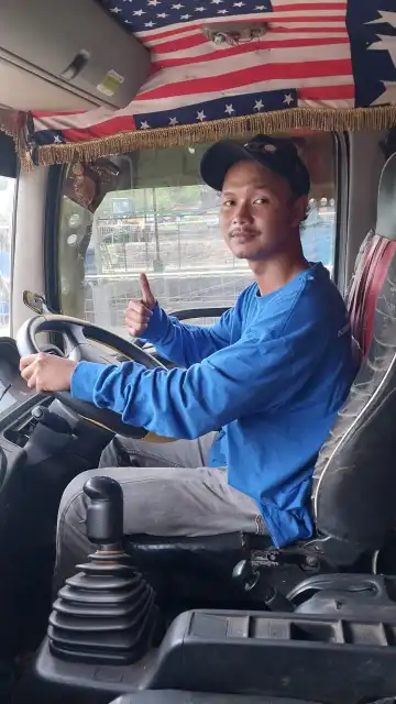 Galeri Pelatihan Dump Truck Tronton 19