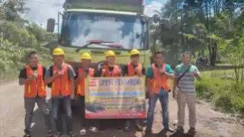Galeri Pelatihan Dump Truck Tronton 25