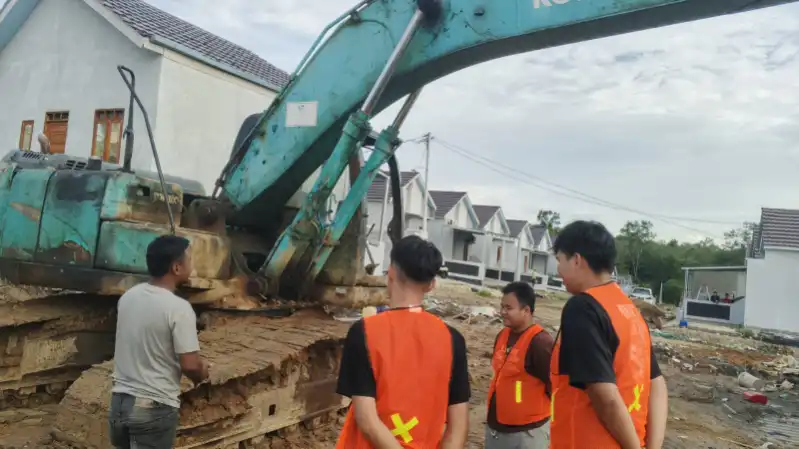 Galeri Pelatihan Excavator 11