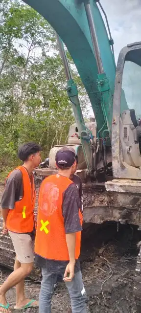 Galeri Pelatihan Excavator 18