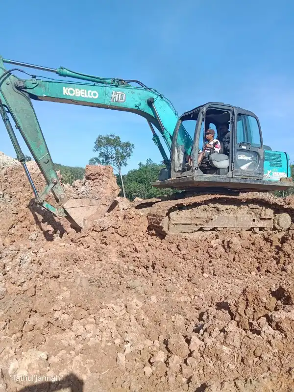 Galeri Pelatihan Excavator 22